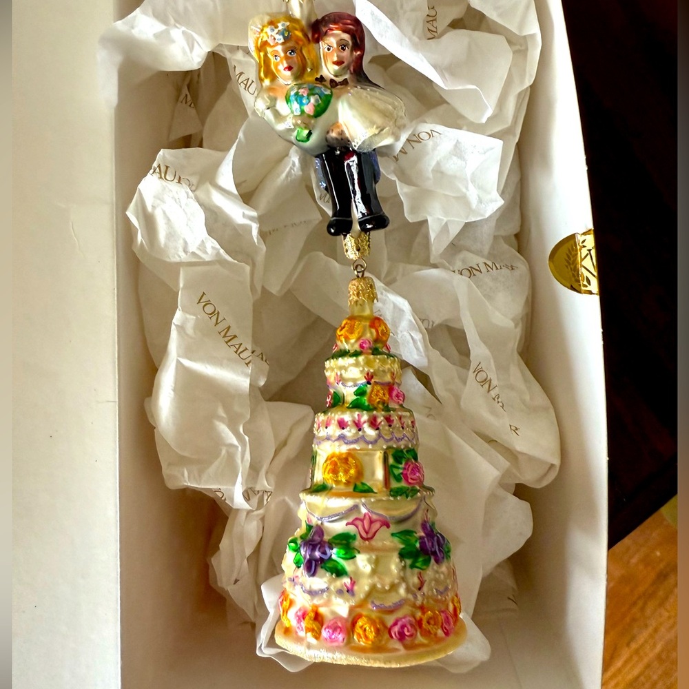 VERY RARE 2002 Christopher Radko “Carried Away” Wedding Christmas Ornament